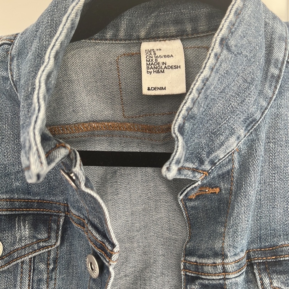 Jean jacket - Picture 2 of 3